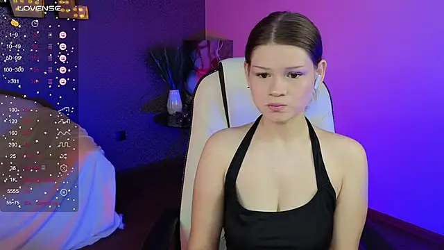 Lunamytrend online show from 09/19/25, 12:17