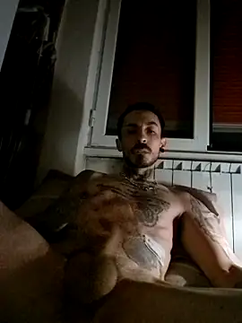 Snapshot of Robe420 chatting on 06/15/26, 02:14 Robe420 online show from 06/15/26, 02:14