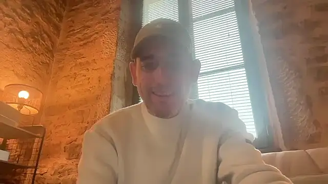 Snapshot of tamtamat46 chatting on 01/08/26, 03:25 tamtamat46 online show from 01/08/26, 03:25