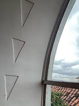 Snapshot of sabrina_rosee chatting on 10/03/25, 02:14 sabrina rosee online show from 10/03/25, 02:14