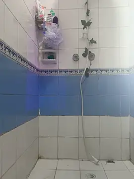 Snapshot of sabrina_rosee chatting on 10/07/25, 03:20 sabrina rosee online show from 10/07/25, 03:20