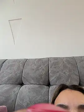 Snapshot of sabrina_rosee chatting on 11/28/25, 02:20 sabrina rosee online show from 11/28/25, 02:20