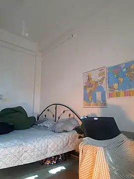 Snapshot of TheLonewolf8 chatting on 02/16/26, 06:53 TheLonewolf8 online show from 02/16/26, 06:53