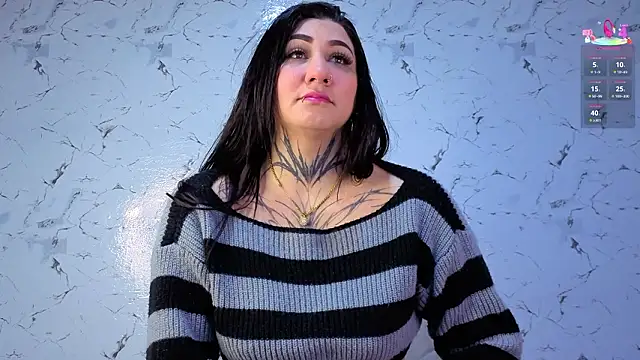 Snapshot of andrea_miller1 chatting on 02/18/26, 02:40 andrea miller1 online show from 02/18/26, 02:40