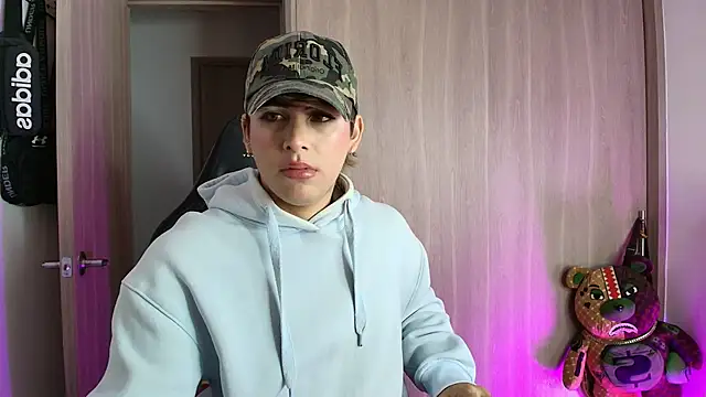 brunothompson3 online show from 09/10/25, 05:07