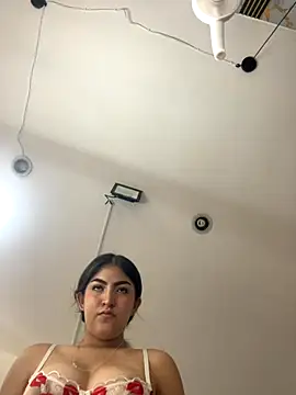 Snapshot of Gaby-Herrera chatting on 09/25/25, 08:23 Gaby-Herrera online show from 09/25/25, 08:23