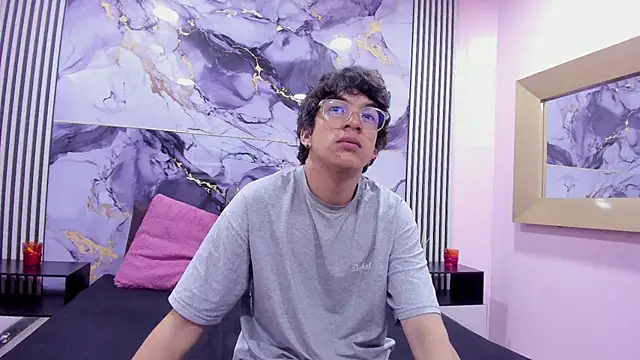 Desire Ecstasy online show from 11/14/25, 01:10