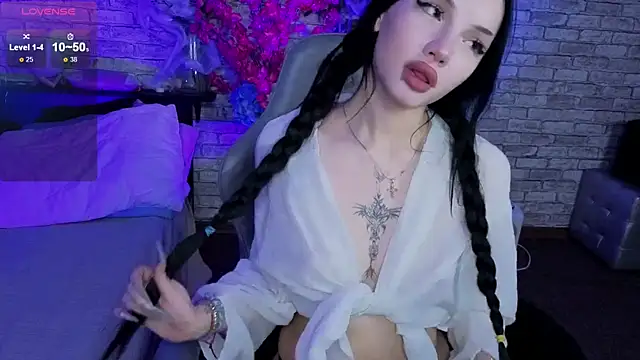 AkiraAsai online show from 10/31/25, 08:32