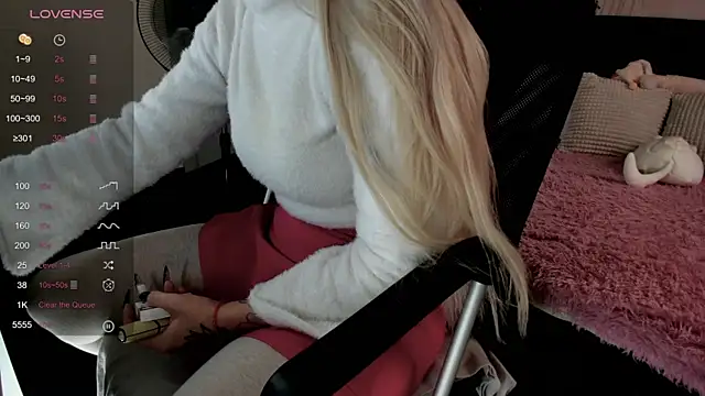 Kira Key online show from 12/20/25, 01:34