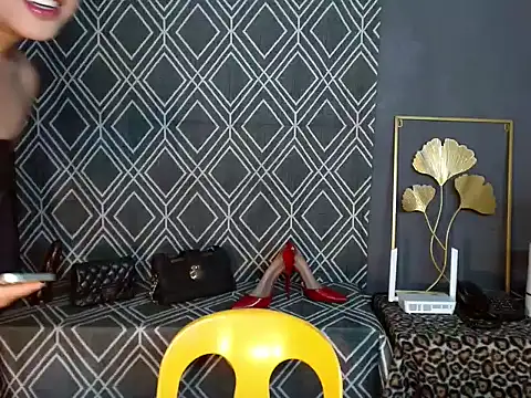 Snapshot of hugesignificant_69 chatting on 03/11/26, 04:07 hugesignificant 69 online show from 03/11/26, 04:07