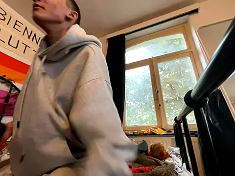 Snapshot of Styxlust chatting on 10/14/25, 03:24 Styxlust online show from 10/14/25, 03:24