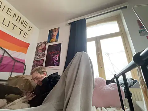 Snapshot of Styxlust chatting on 03/13/26, 02:56 Styxlust online show from 03/13/26, 02:56