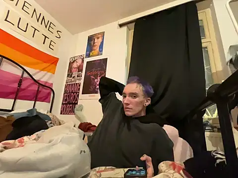 Snapshot of Styxlust chatting on 03/22/26, 10:24 Styxlust online show from 03/22/26, 10:24