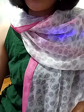 Thaohoa love online show from 10/24/25, 06:37