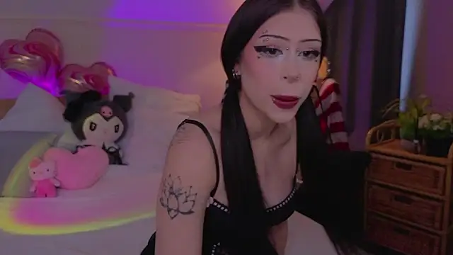 Snapshot of venomeowww__ chatting on 02/16/26, 04:08 venomeowww online show from 02/16/26, 04:08