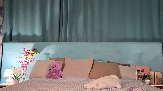 Aurora Bennet online show from 02/20/26, 01:02