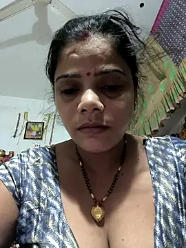 Snapshot of Setty54 chatting on 10/12/25, 10:42 Setty54 online show from 10/12/25, 10:42