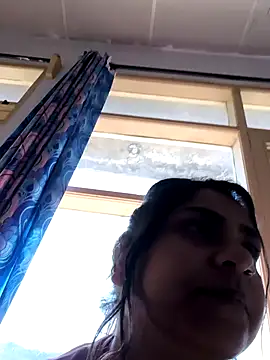 Snapshot of queenbuggi chatting on 02/12/26, 07:36 queenbuggi online show from 02/12/26, 07:36