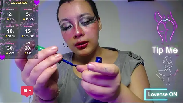 Snapshot of Cherry_vald chatting on 06/05/26, 03:40 Cherry vald online show from 06/05/26, 03:40