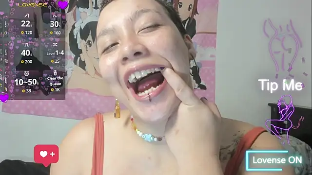 Snapshot of Cherry_vald chatting on 06/11/26, 02:04 Cherry vald online show from 06/11/26, 02:04