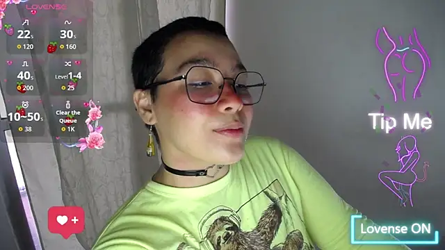 Snapshot of Cherry_vald chatting on 06/21/26, 01:57 Cherry vald online show from 06/21/26, 01:57