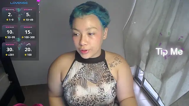 Snapshot of Cherry_vald chatting on 07/19/26, 01:37 Cherry vald online show from 07/19/26, 01:37