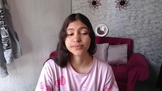 Evagirl69 online show from 05/08/26, 12:21
