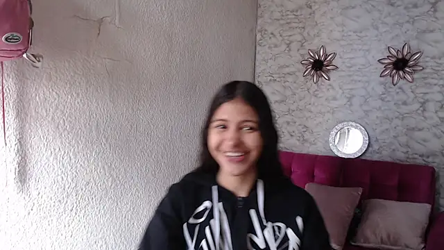 Evagirl69 online show from 06/22/26, 12:24