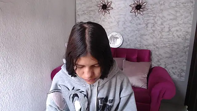 Evagirl69 online show from 06/26/26, 12:20