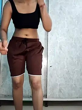 Snapshot of Nisha_cam12 chatting on 09/18/25, 05:04 Nisha cam12 online show from 09/18/25, 05:04