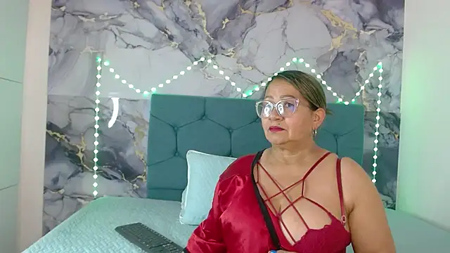 Vickysweeeettt online show from 09/16/25, 08:10