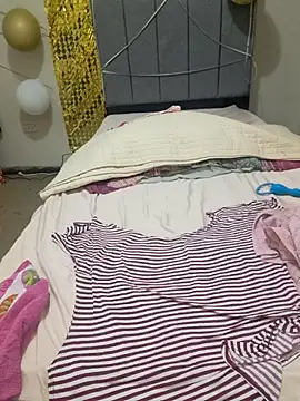 Vickysweeeettt online show from 06/26/26, 04:28