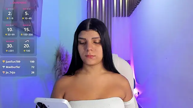 PauliinaBelle  online show from 11/13/25, 12:37