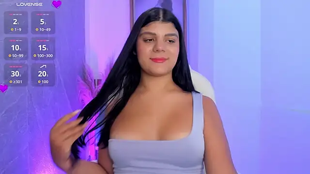 PauliinaBelle  online show from 06/17/26, 01:56