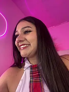 Zoe Serrat online show from 07/22/26, 09:39