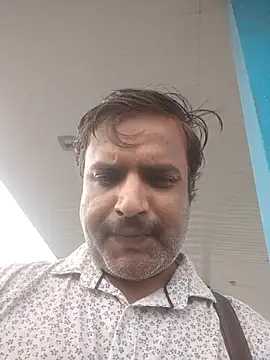 vardh033 online show from 09/18/25, 10:50