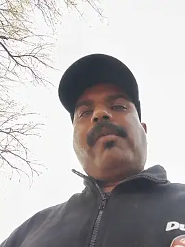 vardh033 online show from 11/28/25, 08:50