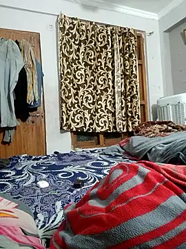 Snapshot of vardh033 chatting on 01/11/26, 11:21 vardh033 online show from 01/11/26, 11:21