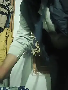 Snapshot of vardh033 chatting on 01/17/26, 12:15 vardh033 online show from 01/17/26, 12:15