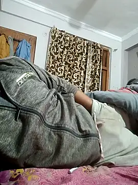 Snapshot of vardh033 chatting on 02/11/26, 11:54 vardh033 online show from 02/11/26, 11:54