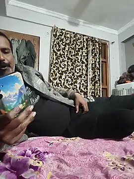 Snapshot of vardh033 chatting on 02/16/26, 12:56 vardh033 online show from 02/16/26, 12:56