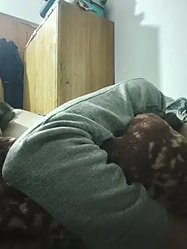 Snapshot of vardh033 chatting on 03/06/26, 07:54 vardh033 online show from 03/06/26, 07:54