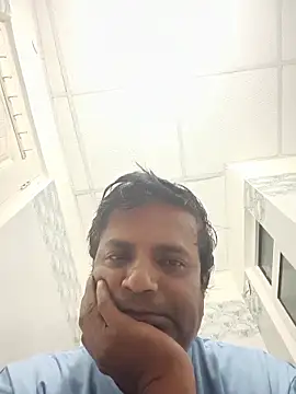 Snapshot of vardh033 chatting on 03/27/26, 01:55 vardh033 online show from 03/27/26, 01:55