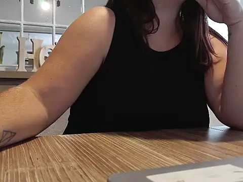 Snapshot of Aambre95Esexy chatting on 09/15/25, 03:12 Aambre95Esexy online show from 09/15/25, 03:12