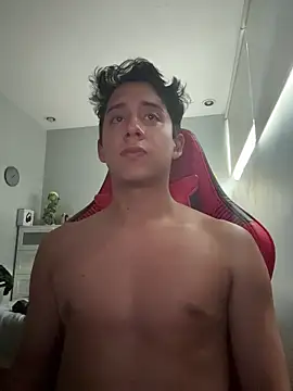 Snapshot of leduck7 chatting on 10/20/25, 09:59 leduck7 online show from 10/20/25, 09:59