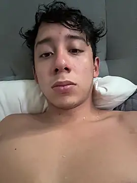 Snapshot of leduck7 chatting on 10/28/25, 04:20 leduck7 online show from 10/28/25, 04:20