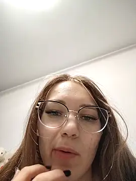 Snapshot of AlisaWyn chatting on 01/07/26, 03:36 AlisaWyn online show from 01/07/26, 03:36