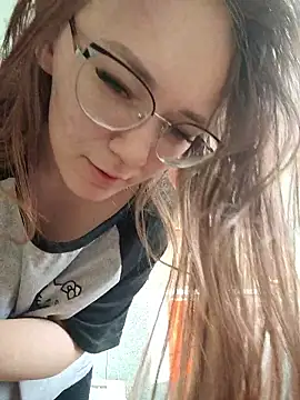 Snapshot of AlisaWyn chatting on 01/16/26, 07:01 AlisaWyn online show from 01/16/26, 07:01