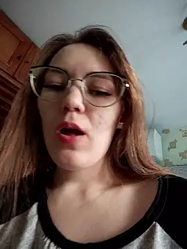 Snapshot of AlisaWyn chatting on 01/17/26, 03:11 AlisaWyn online show from 01/17/26, 03:11