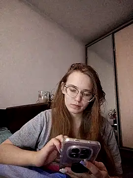 Snapshot of AlisaWyn chatting on 03/05/26, 02:07 AlisaWyn online show from 03/05/26, 02:07